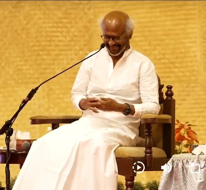 ADikshita's tweet photo. எங்க தலைவரோட இந்த கல்லங்கபடமில்லாத சிரிப்பு, சந்தோஷம் போதும்டா!!!!

Harsh truth is CM can be replaced, PM can be replaced but Superstar Rajinikanth can never be replaced. 🔥 🔥🔥💯💯
 #WeStandWithOurThalaivar #Superstar #LetsSpreadPositivity https://t.co/28cJvtMw0M