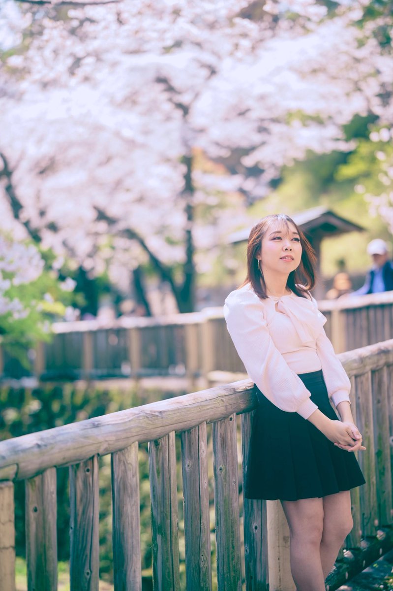 293_myway's tweet photo. 春って、こんなに短かったっけ？

Photo：@kuuki_yome_ 

#ポートレート #ポートレート撮影 
#ファインダー越しの私の世界 
#ポ���トレート好きな人と繋がりたい 
#portrait #portraitphotography https://t.co/0q4o6tWR8T