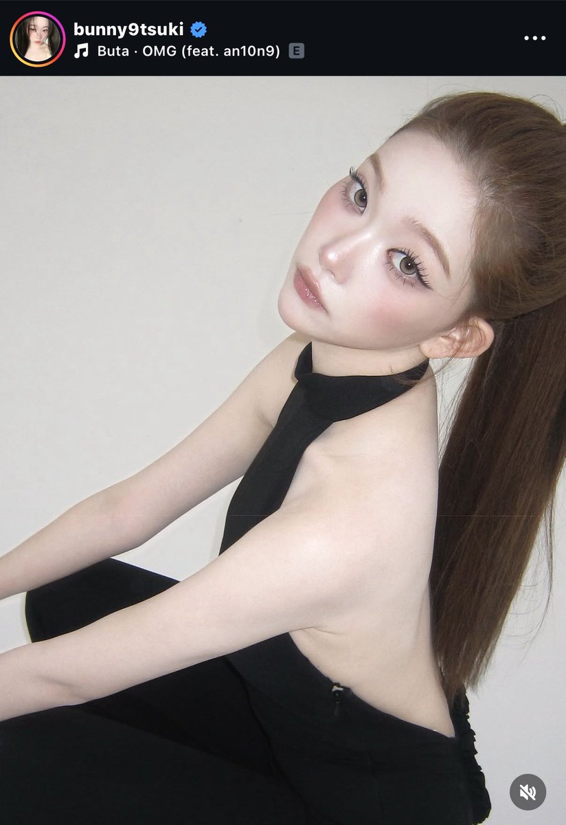 b_rinnatural's tweet photo. 一瞬AIかと疑うレベルの10頭身美女いてびっくりしたら、ツキちゃんでしたww菜々緒、超えてますやんw https://t.co/aMcLnWmD4W