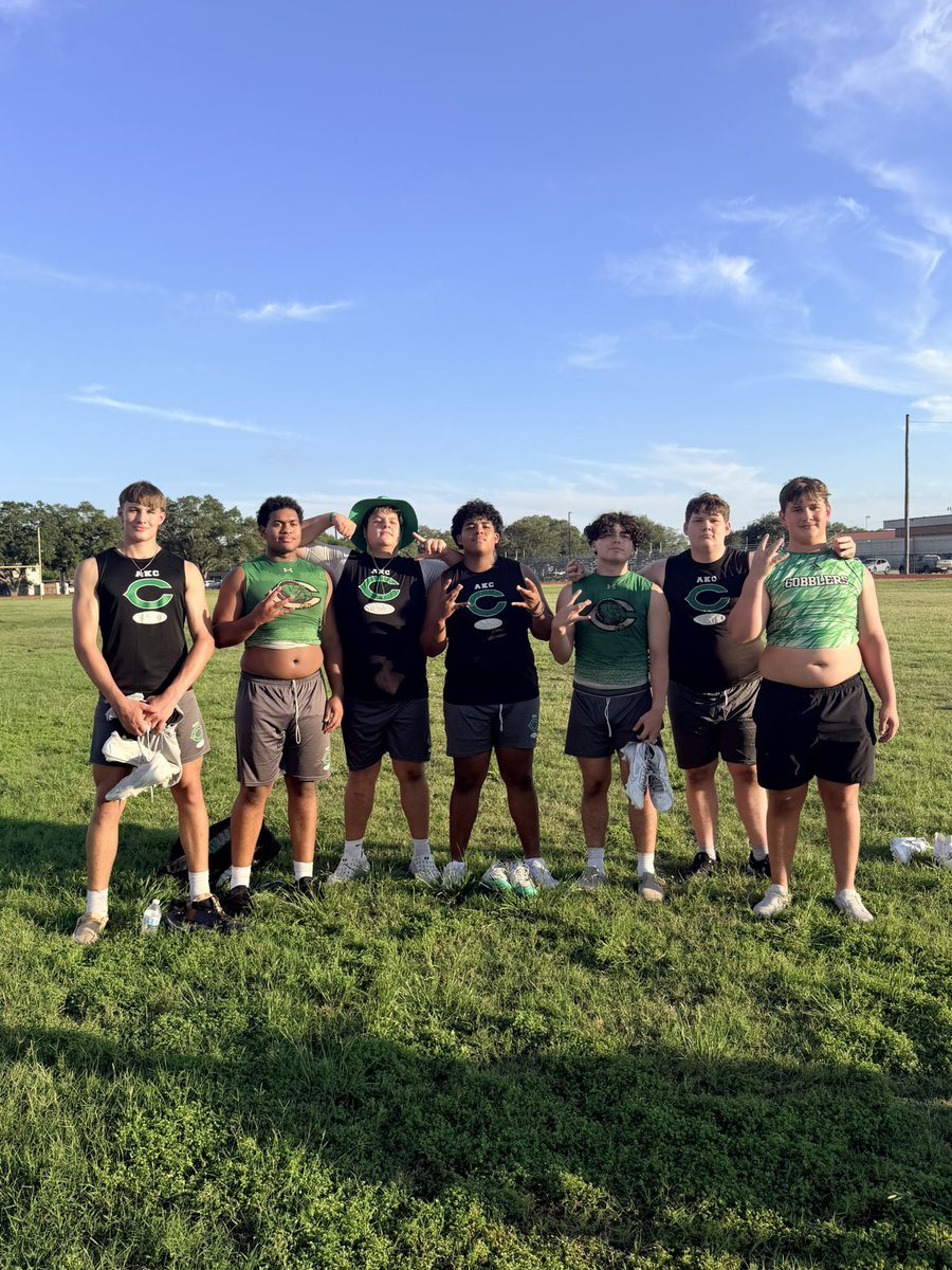 AceArroyo2's tweet photo. First place finish this evening in the Victoria Linemen Challenge‼️🥇 Can’t wait to get to work with this great group of guys!
@adamarroyoAAA87 @jfswt @NoahWeghorst @Kdenjohnson23 @john_marek 
#AKC #GMG #HOGS #Dominate https://t.co/EtOjhblZry