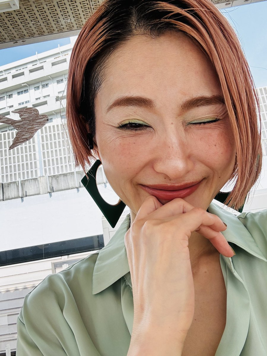 とも✦プロフ必読✦ページ おつももー🍑🍑🍑 今日もPEACHYかぃ⁉️✨✨ 五月は新緑の季節だから
