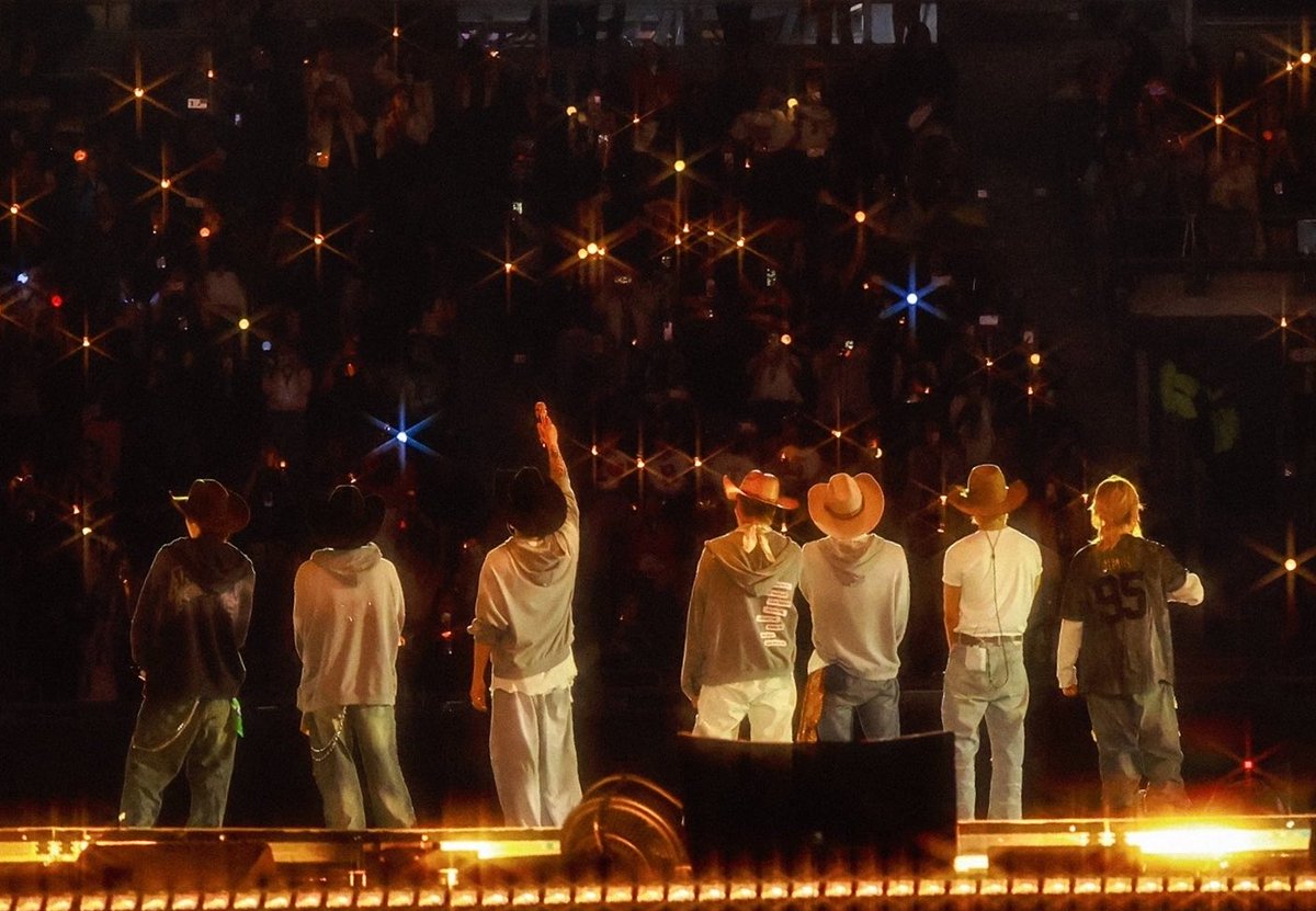 fa⁷⋆.⸆⸉ is seeing bts tweet media