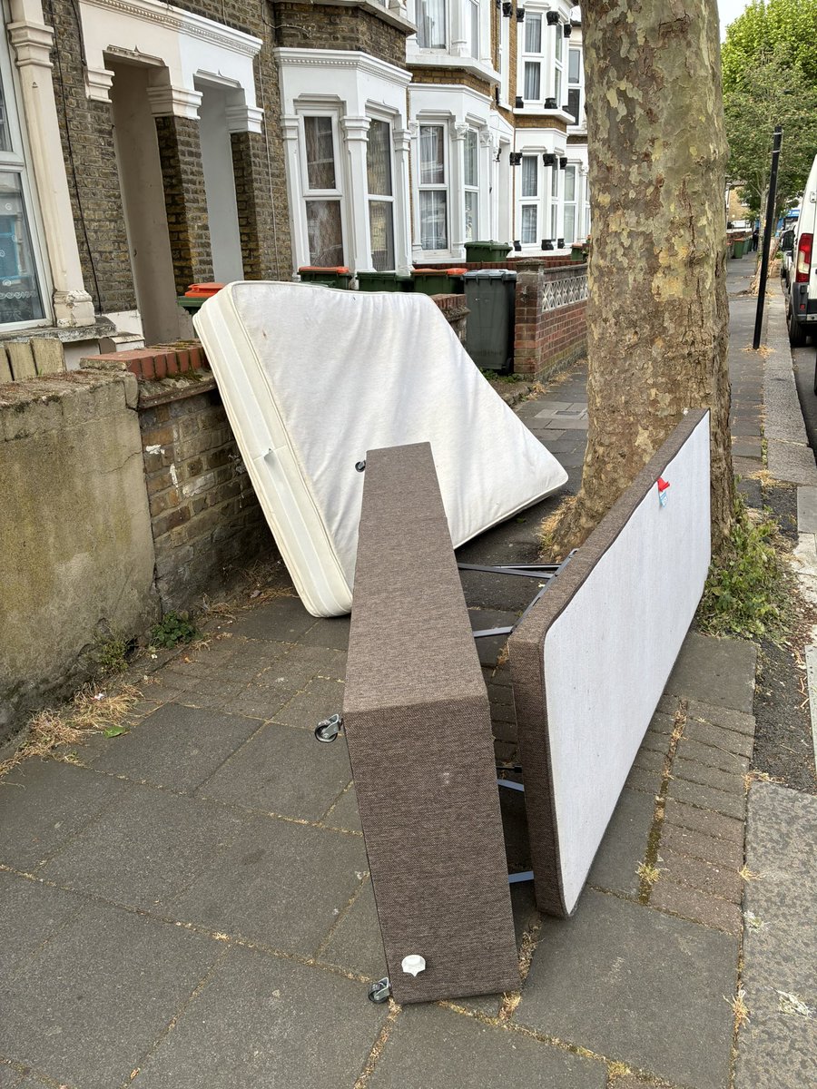 MPSQURESHI's tweet photo. Just reported a #flytipping blocking the pavement through #LoveCleanStreet app. Everyone should take responsibility. It’s very unfair to blame @NewhamCouncil #newham #london @4Hussain @stephenctimms https://t.co/6vijYTCeXF