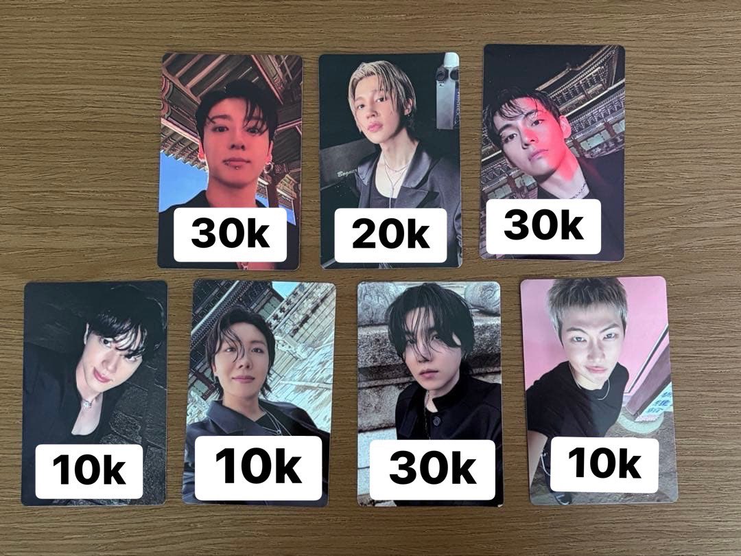ssamachikku's tweet photo. [WTS] SHARING JAJAN BTS ARIRANG

🇯🇵jajan rd jp
💰bersih jp

📲go line
❌tax + pack
🏡bks, ina

t. pob arirang japan jepang lucky draw r1 ld namjoon rm seokjin jin yoongi suga jhope jimin v taehyung jungkook pc photocard pob japan arirang goyang arirang pc album set ot7 murah https://t.co/V419w3EFG3
