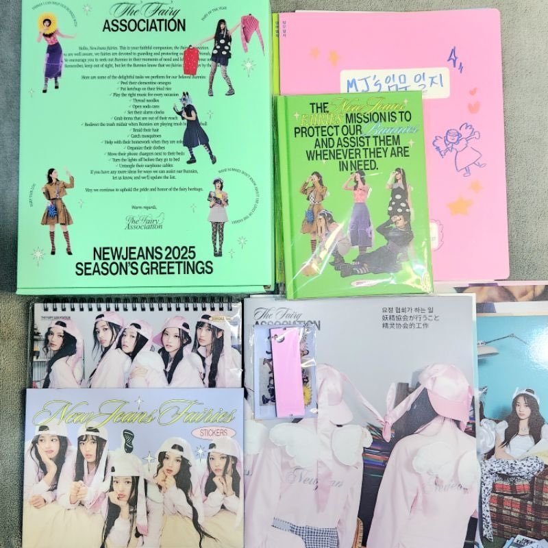 fawnaii's tweet photo. Their season greetings theme for 2025
Was literally the FAIRY ASSOCIATION, before going on hiatus https://t.co/CWilxXam1n