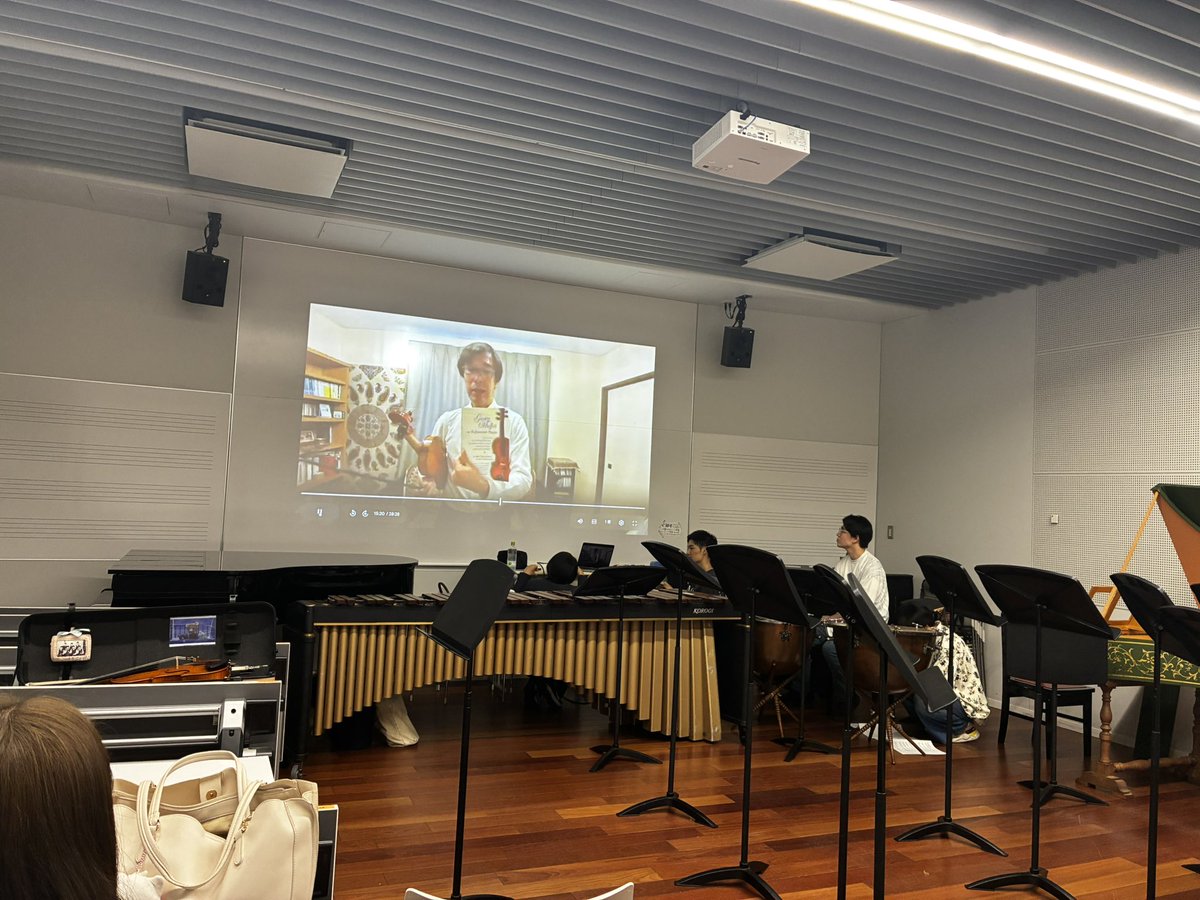 洗足学園音楽大学《上薗ゼミ》 tweet media