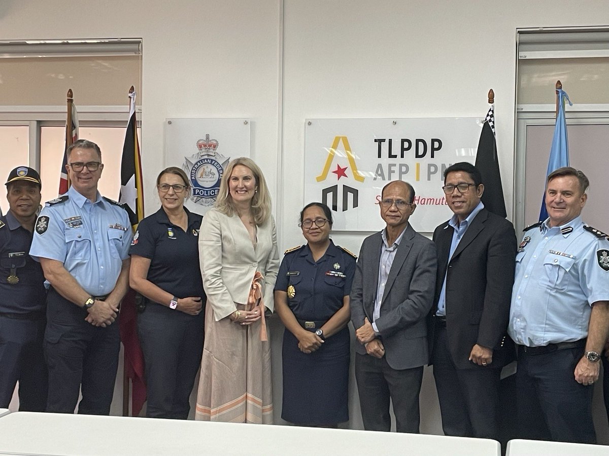 AusAmbCyberTech's tweet photo. Thank you @AusFedPolice for your leadership in hosting a roundtable with the National Police of Timor-Leste (PNTL), the Scientific Police for Criminal Investigation (PCIC) and the Office of the Prosecutor General (OPG). A valuable opportunity to share capabilities to tackle the new threats posed by cyber criminals, including online scams, the use of cryptocurrency, and the importance of digital evidence.
