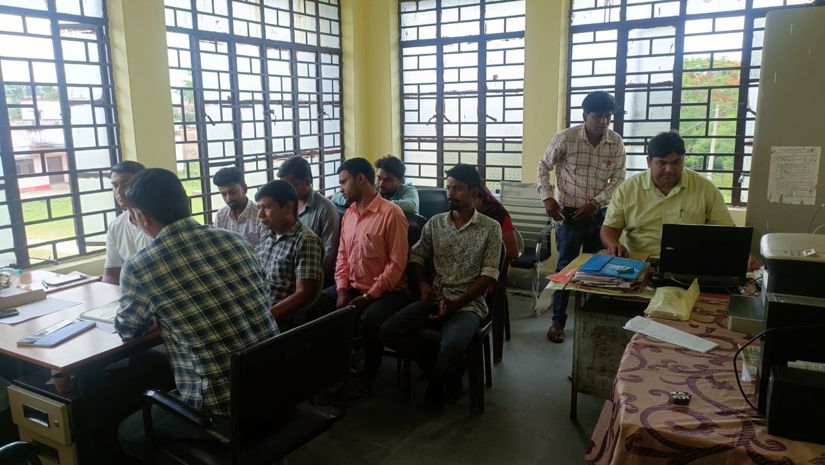 lsbapurnia's tweet photo. जलालगढ़ प्रखंड में लोहिया स्वच्छ बिहार अभियान की समीक्षा जिला सलाहकार द्वारा की गई https://t.co/B6mk1JOjht