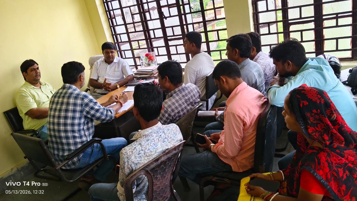lsbapurnia's tweet photo. जलालगढ़ प्रखंड में लोहिया स्वच्छ बिहार अभियान की समीक्षा जिला सलाहकार द्वारा की गई https://t.co/B6mk1JOjht
