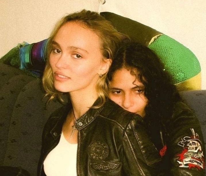 Lily-Rose Depp Club tweet media