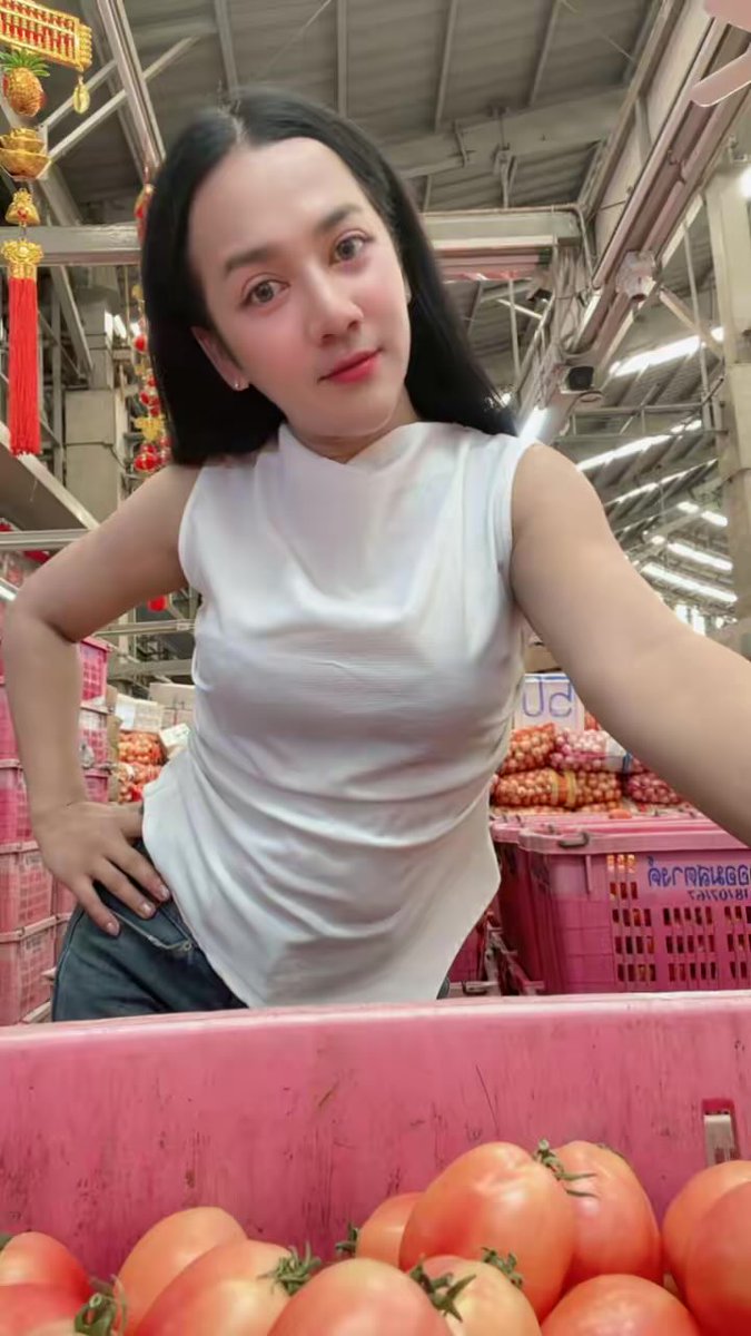 Ckcky3br's tweet photo. คืนนี้ว่างนะค่ะ  ใครว่างมานั่งจิบเบียร์เป็นเพื่อนหน่อย😊😊 #รังสิต https://t.co/QpQqAWvKnO