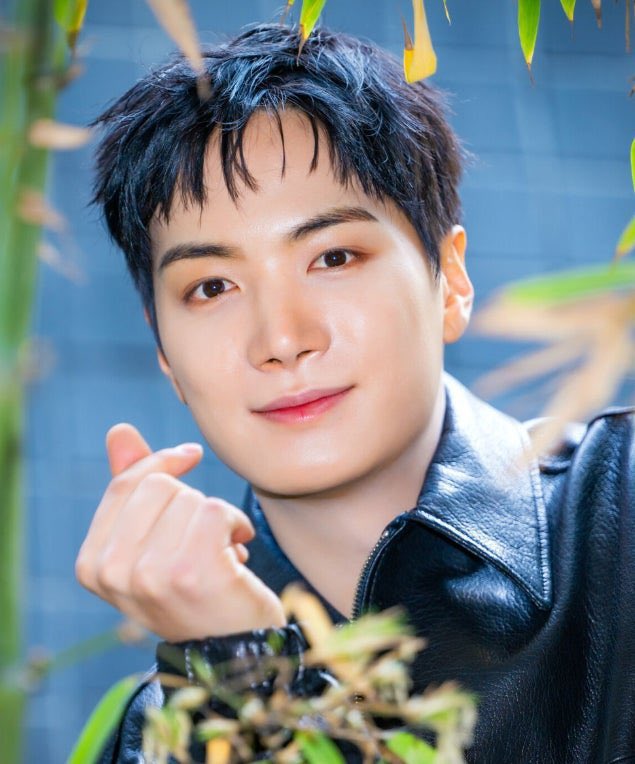 ms8j4vyl's tweet photo. 김종현 빨면서 남배 얼평은 좀ㅜㅜ https://t.co/FgOaEmOZZG