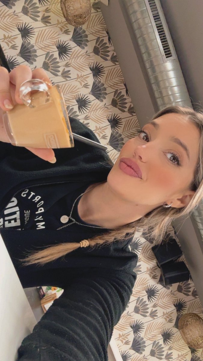 Findom Brat Blonde 👸🏼⛓️ tweet media
