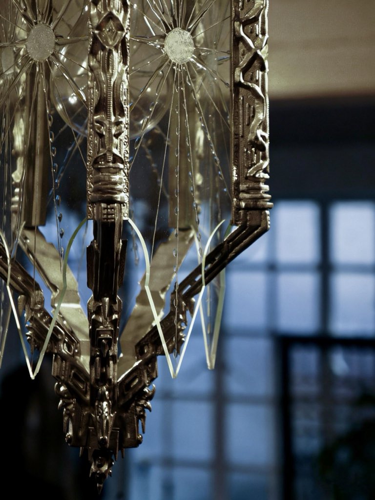 MinglanWen's tweet photo. This one looks like it belongs in a sci-fi movie… until you see it glowing in real life. ✨

The layered glass, sculptural frame, and dramatic shadows make every angle feel cinematic.
Not minimal.
Not ordinary.
Just unforgettable. https://t.co/NGGR975SXX