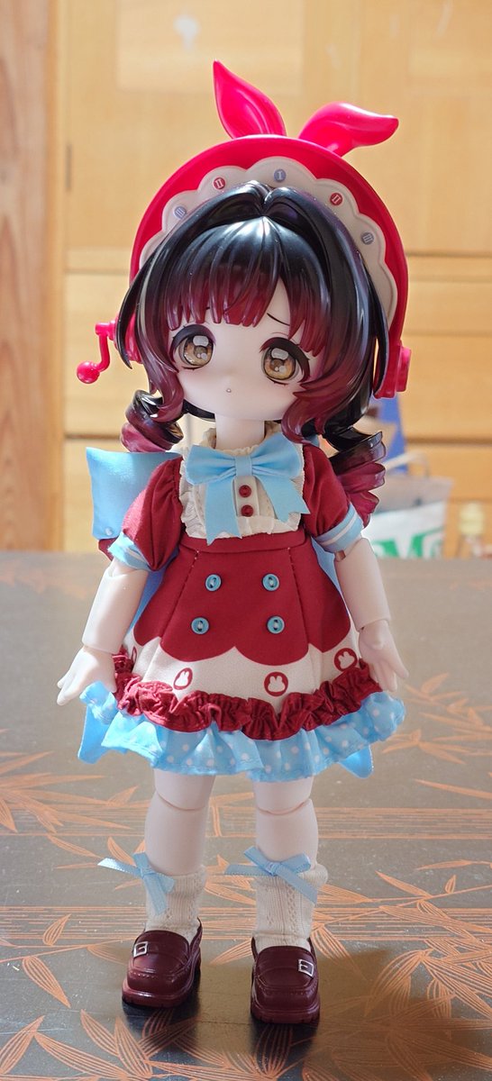 sirukoha's tweet photo. うっかりお迎えしてしまった  ドールスタンドなしで立てるしリカちゃん服も着こなせちゃうしわにゃとも相性よし  かわいい 非の打ち所がない
#ボニーバニー https://t.co/GdO7gXJbfd
