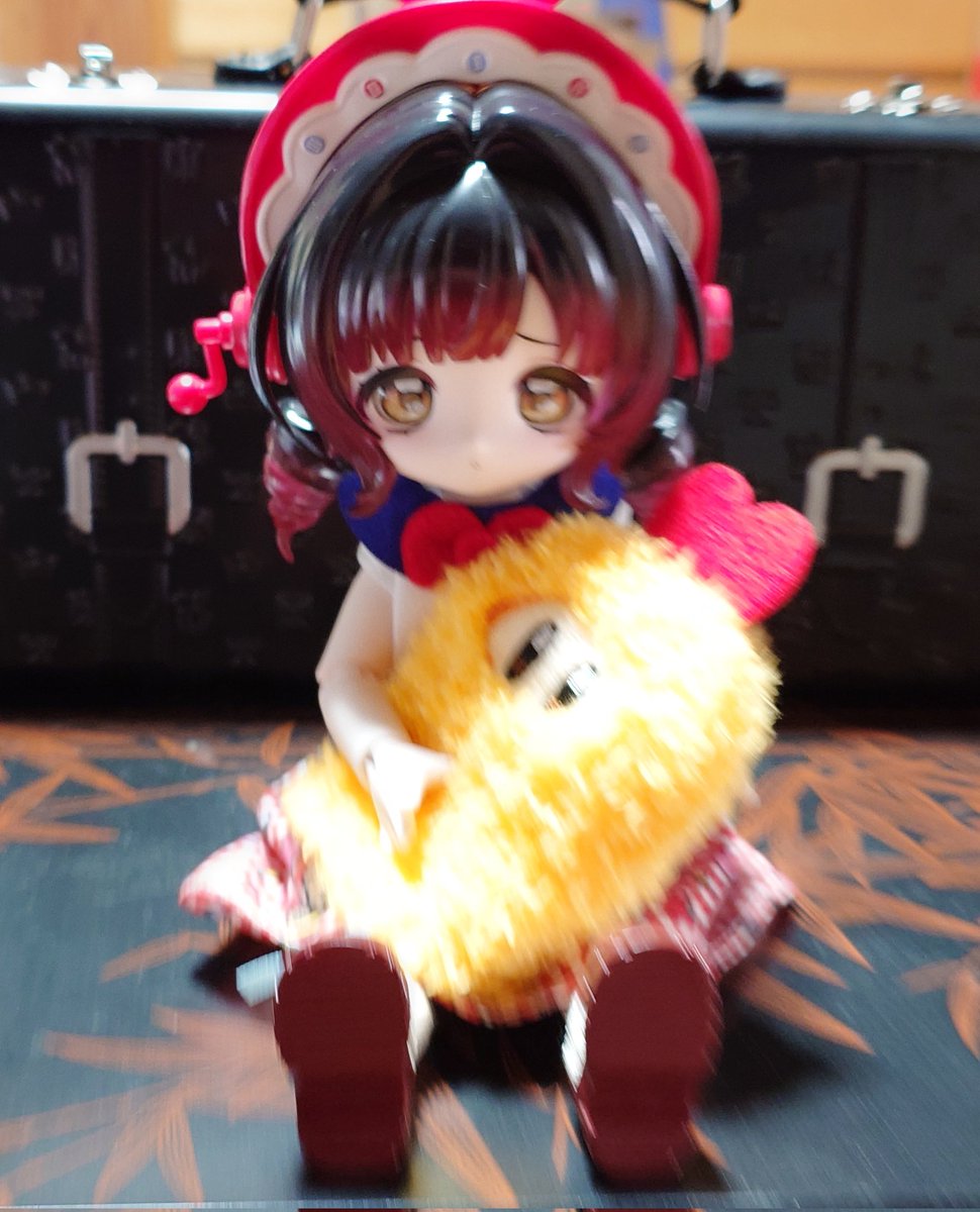 sirukoha's tweet photo. うっかりお迎えしてしまった  ドールスタンドなしで立てるしリカちゃん服も着こなせちゃうしわにゃとも相性よし  かわいい 非の打ち所がない
#ボニーバニー https://t.co/GdO7gXJbfd