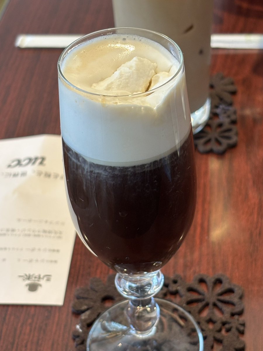 takakaneyasu's tweet photo. アイリッシュコーヒー https://t.co/RU5JuXbAwd