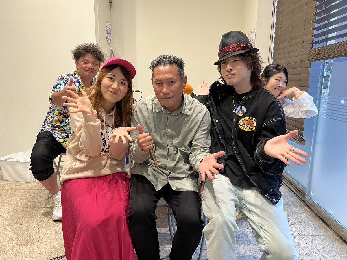 kokimuradio's tweet photo. 『第13回こきむらぢお』を聴いて頂いた皆様ありがとうございました😊

お越し頂いた新彦さん、新志ひとみさん、アレイ.さんありがとうございました。

BOSSが見てしまった事実の話は衝撃的でした🫨

原田

#こきむらぢお
#ラヂオつくば https://t.co/CfVBncsX0H