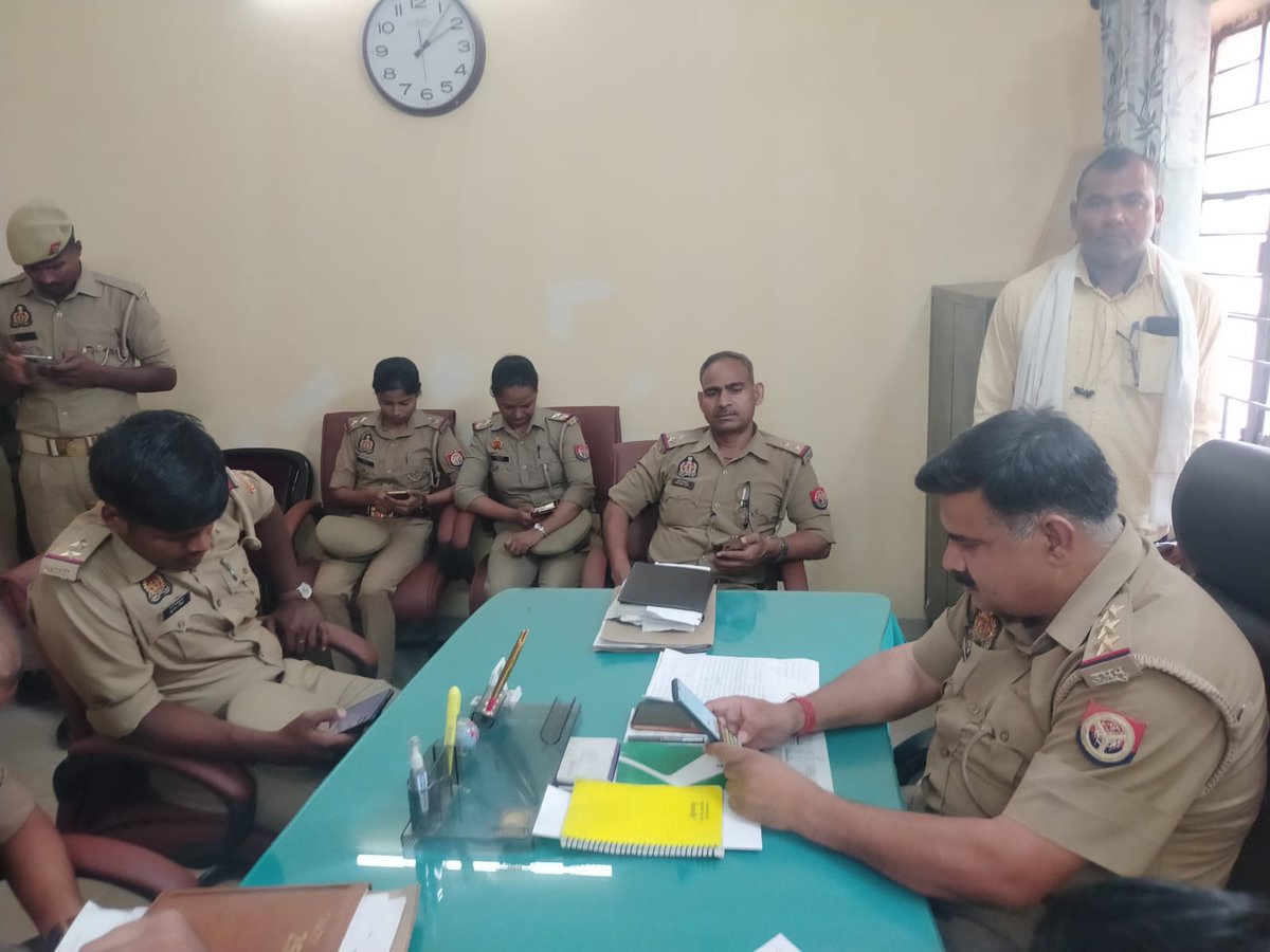 DM GORAKHPUR tweet media