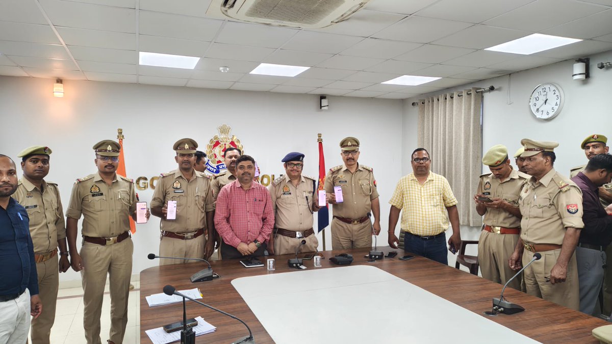 DM GORAKHPUR tweet media