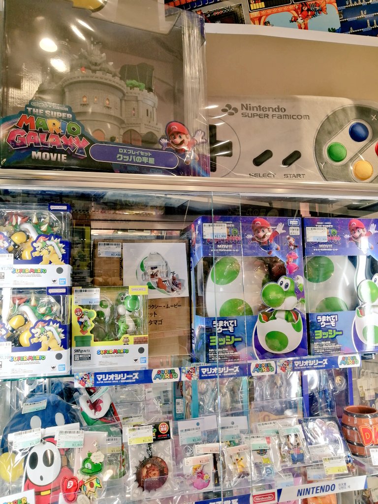 マリオカートのぬいぐるみ入荷いたしました！ いろんなグッズも販売中
