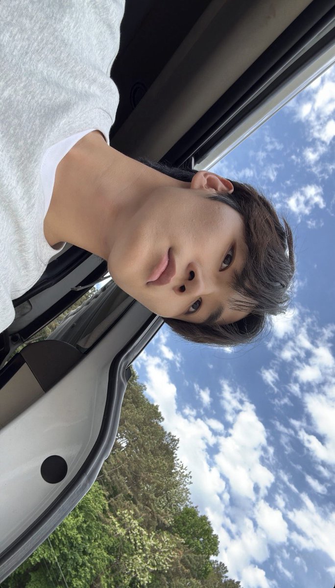 빡이.. tweet media