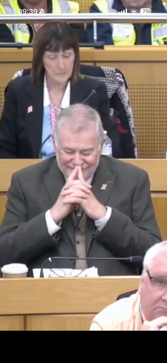 brxdleymoore's tweet photo. @WatchReform He was trying so hard to lock in and not laugh https://t.co/IY7e0rAGqT