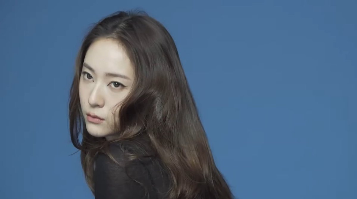 krystclass's tweet photo. krystal jung. https://t.co/7WZb40iRtQ