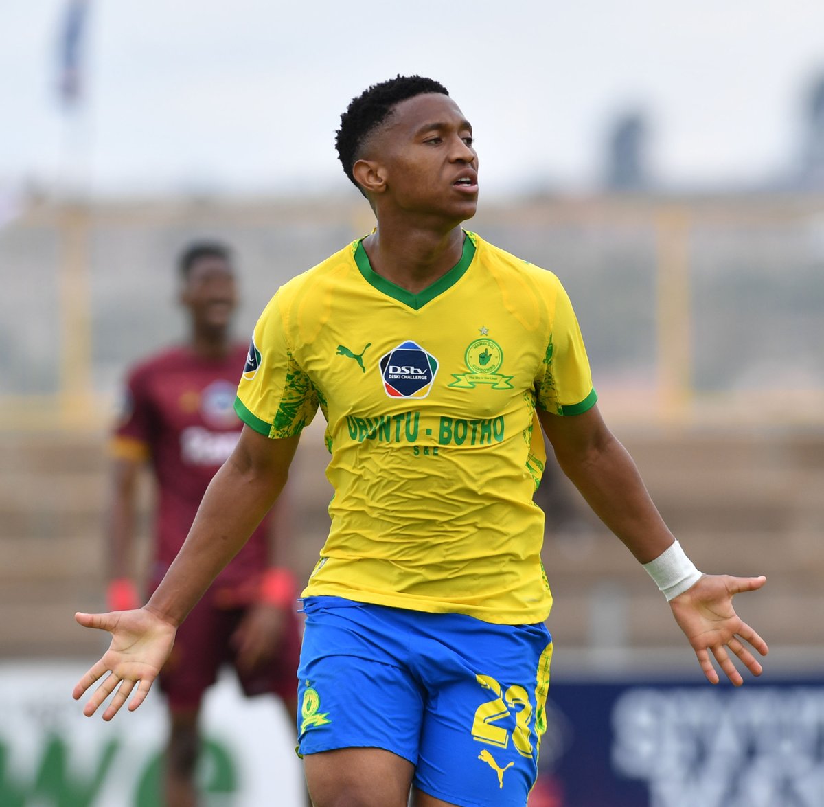 Asidlali's tweet photo. 𝐘𝐎𝐔𝐑 𝟐𝟎𝟐𝟓-𝟐𝟔 𝐃𝐃𝐂 𝐓𝐎𝐏 𝐆𝐎𝐀𝐋𝐒𝐂𝐎𝐑𝐄𝐑 

🥇Bennet Mokoena of Mamelodi Sundowns🔥🎉

CONGRATULATIONS #Asidlali #SivuthaManje https://t.co/pEnPpKermQ