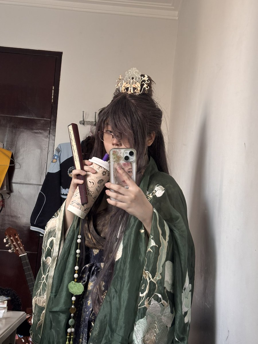 thea ⟡ CF22 K-58 tweet media