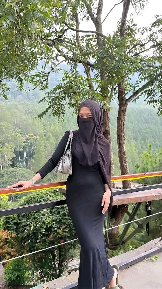 Ummi sarah tweet media
