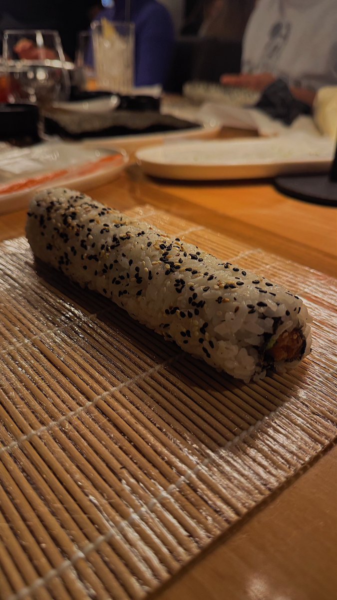 oriol_sofia's tweet photo. Costó pero lo logramos ✨🍣
#sushilovers https://t.co/MgMIayn4ak