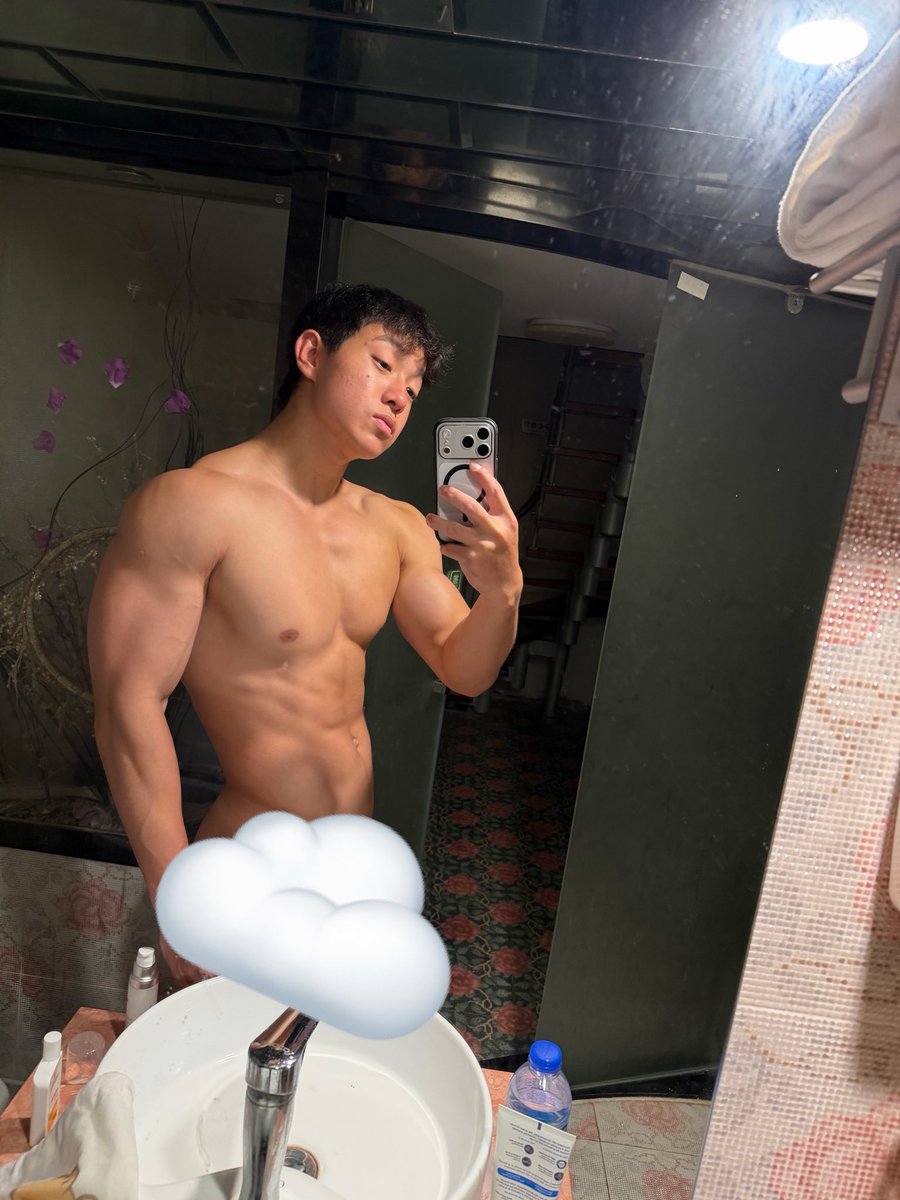 ethantianyiqi's tweet photo. LIVE NOW‼️ https://t.co/E3ezgnPF0y https://t.co/ba0Kft2z8r