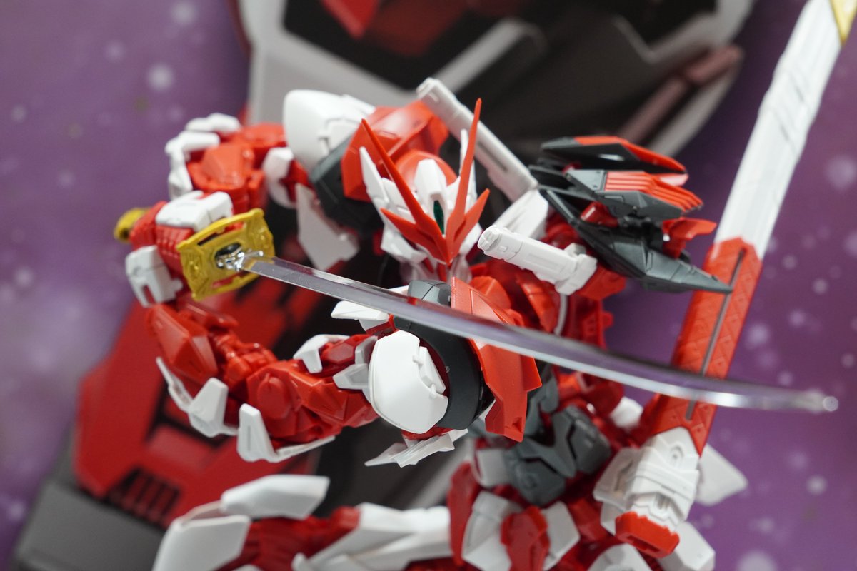 バンダイ ブース】 MG 1/100 ガンダム リバティ アストレイ レッド