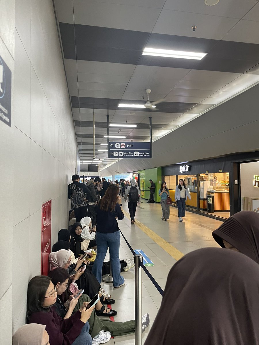 Kuma tweet media
