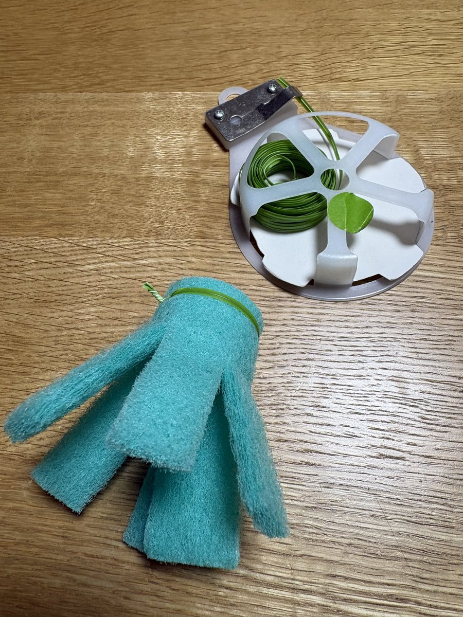 kunipla's tweet photo. 今年もメダカが産まれ始めました。 https://t.co/quYqmIcOd0