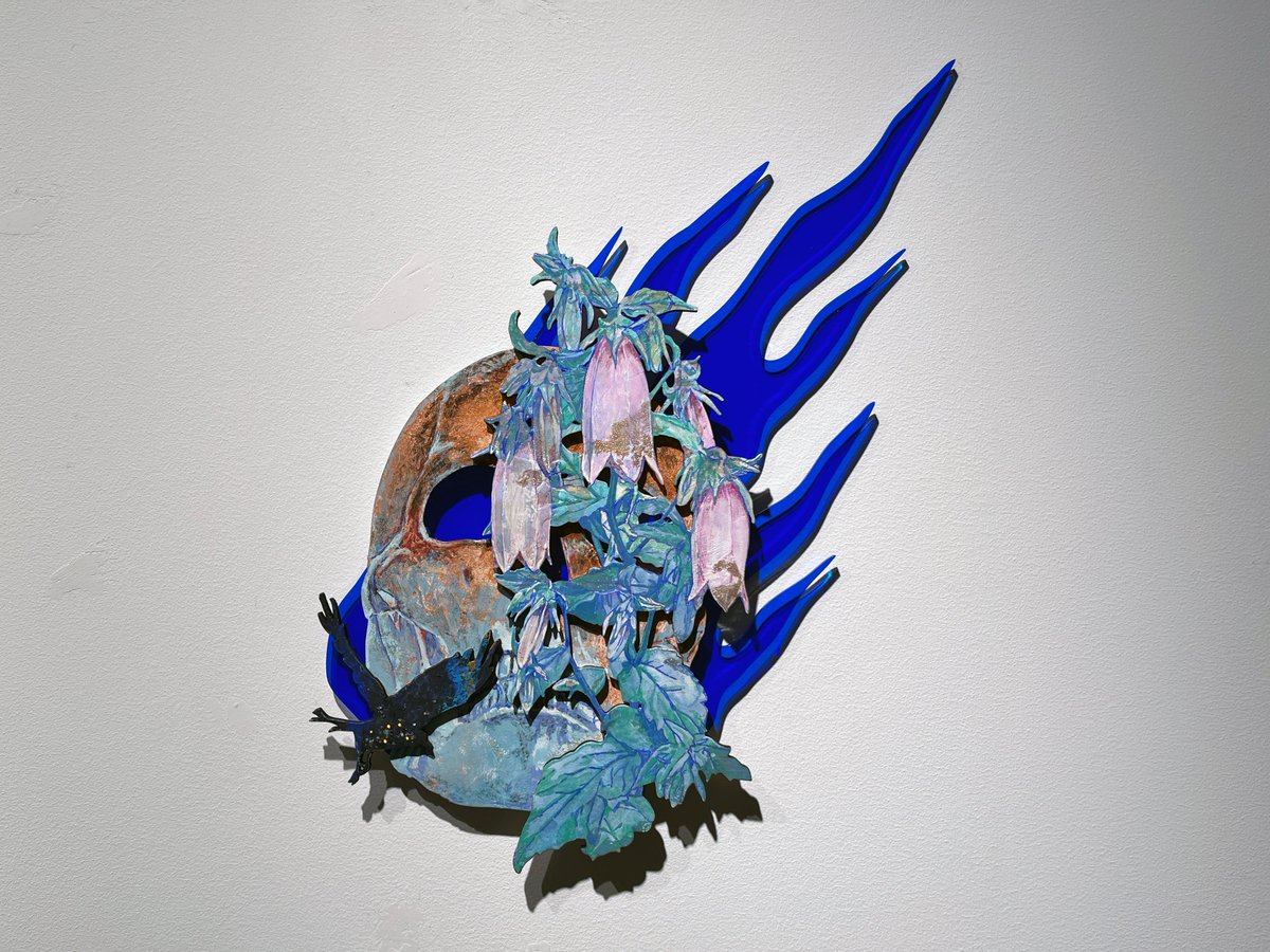 hamuzou's tweet photo. 多田さやか個展「最後の庭」を表参道のYoru Aozoraで見た。理想郷を描いた精緻な絵画作品群。東北芸術工科大学大学院日本画領域、東京藝術大学油画技法材料研究室（研究生）出身の気鋭の画家。5/13まで。 https://t.co/RrSWl6IIKS