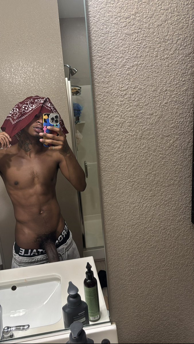 zay tweet media
