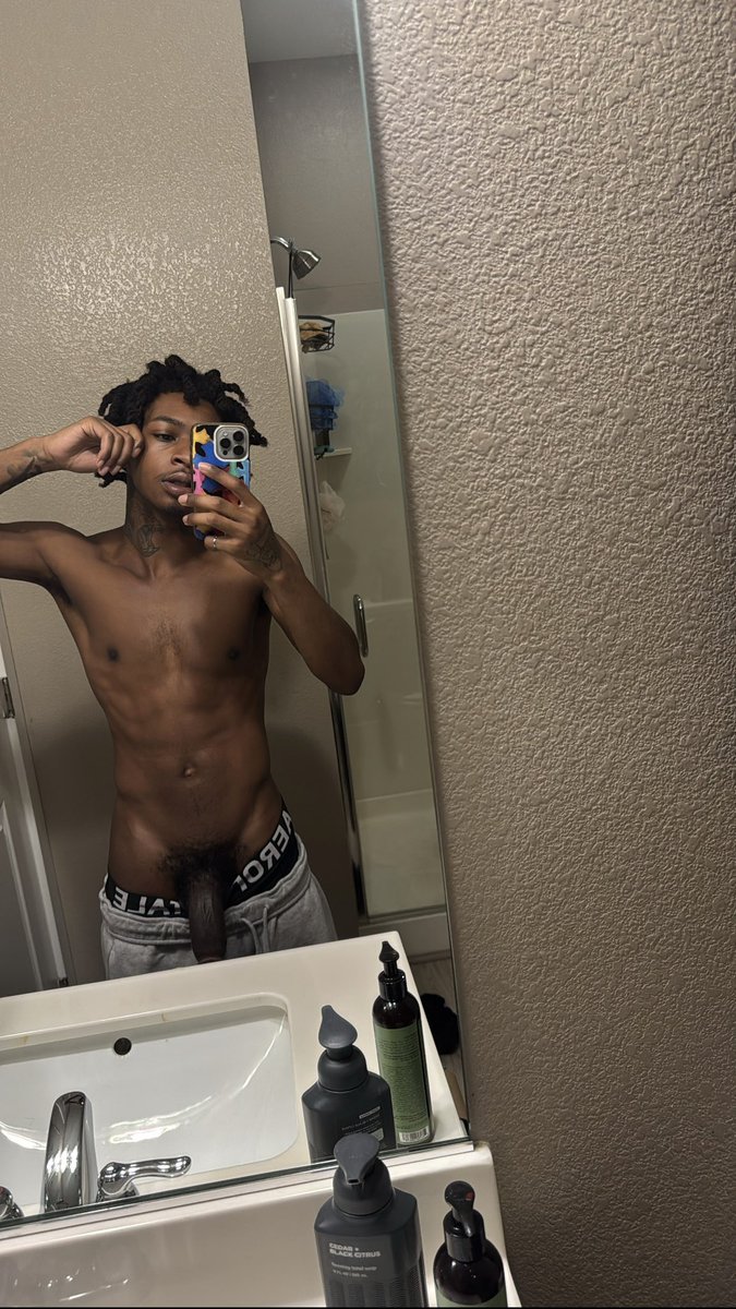 zay tweet media
