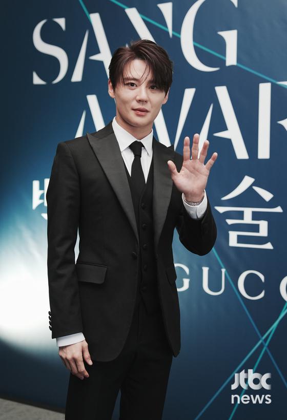 준수 백업 🥥 tweet media