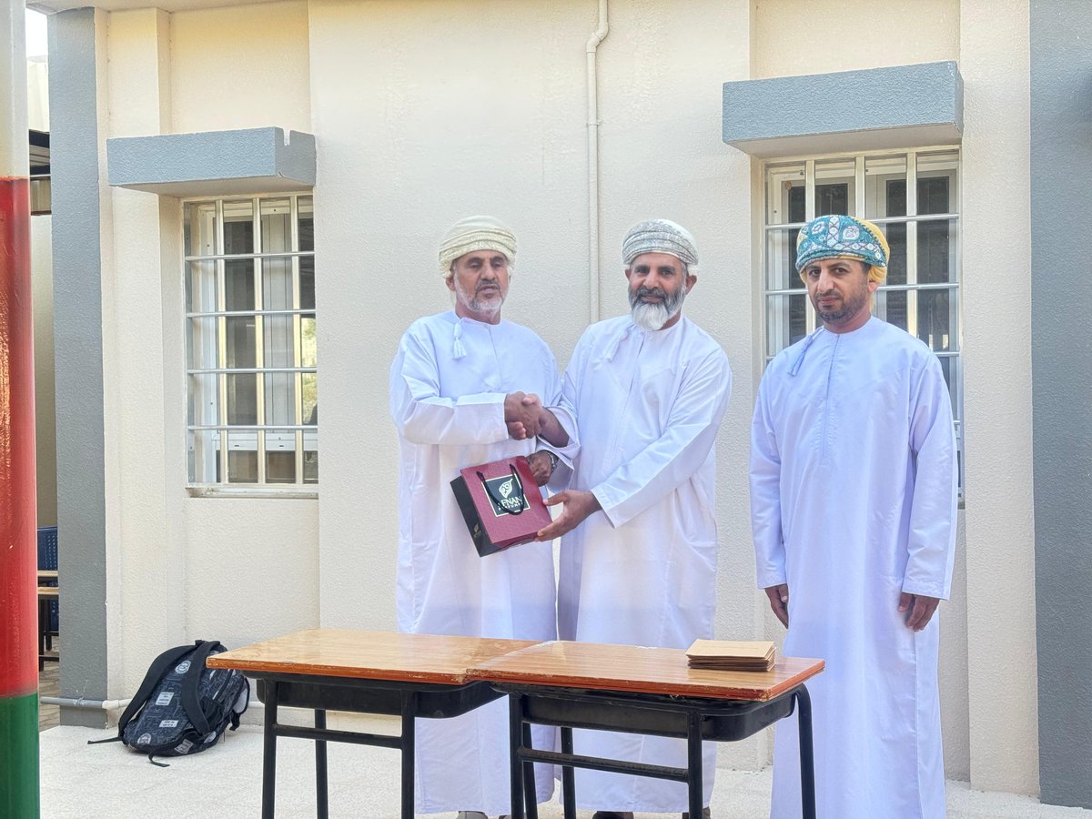 abu_school's tweet photo. ختام رائع ومميز لأنشطة وفعاليات أسرة الرياضيات اليوم الأربعاء 13-5-2026 تحت رعاية مدير المدرسة الاستاذ مسعود الهنائي، تضمن الختام تكريم للمشاركين في تنفيذ فعاليات الأسبوع،  كل الشكر والتقدير لمعلمي الرياضيات على تفعيل هذا  الأسبوع وتنوع الفعاليات وتفردها. https://t.co/nkfmeiPj8j