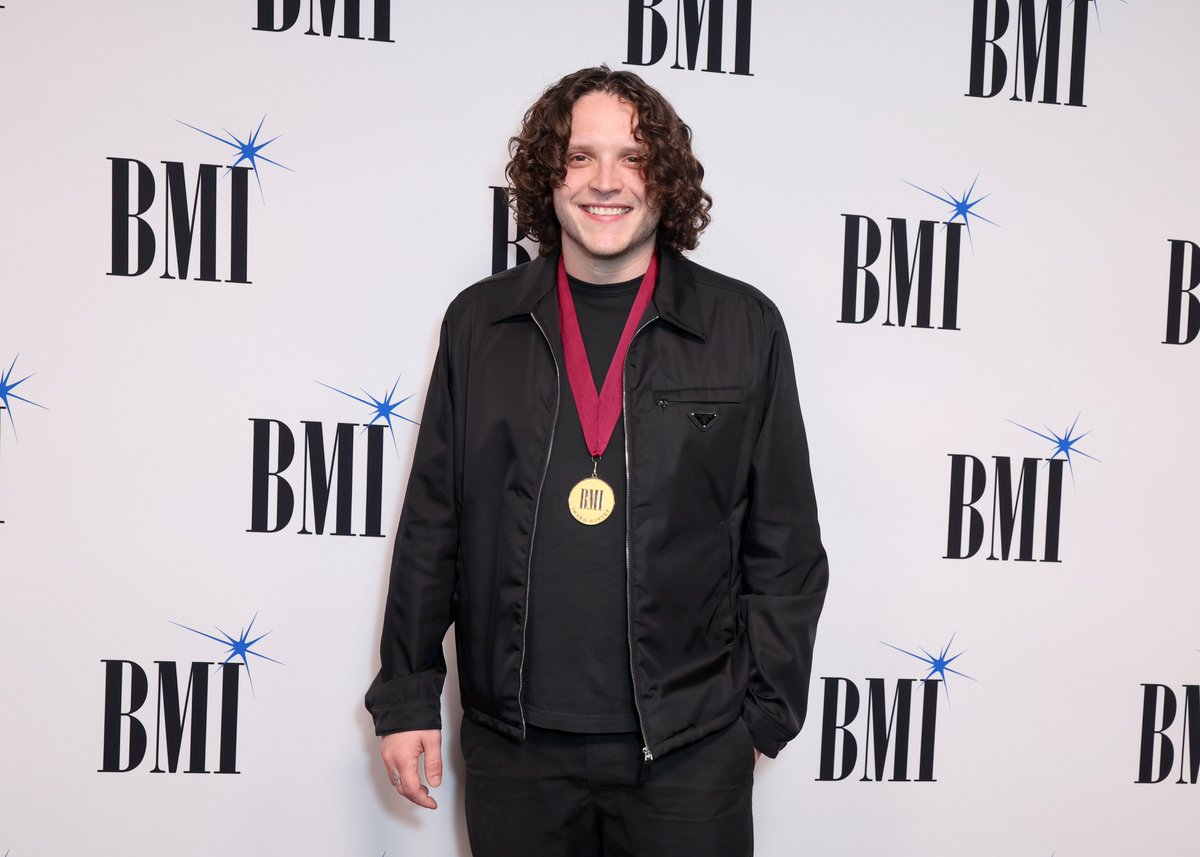 bmi's tweet photo. Congrats #RockyBlock! #BMIPopAwards https://t.co/0mnTnhtIAL