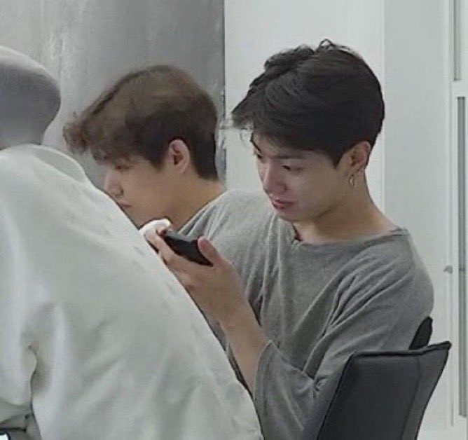 daily taekook⁷𐤀 tweet media
