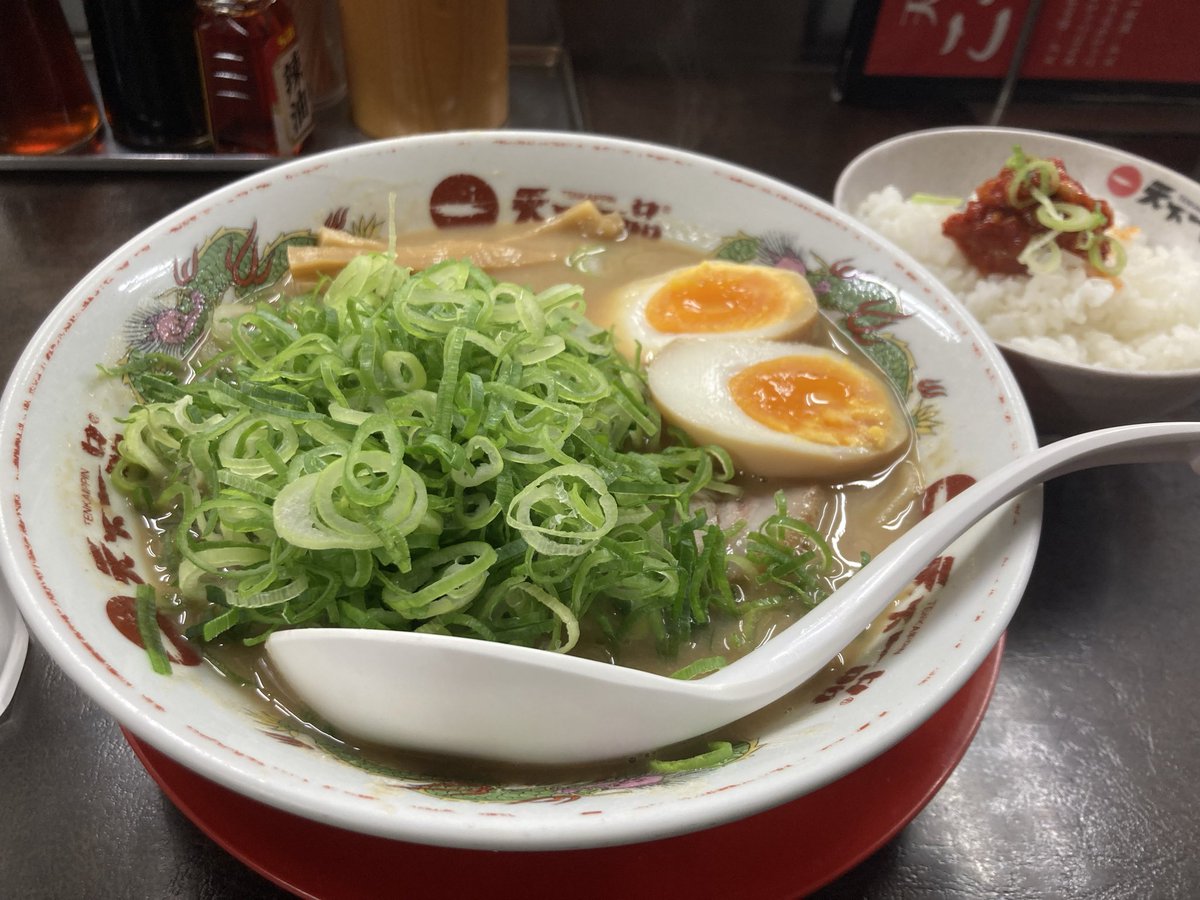 オナナのパエリア tweet media