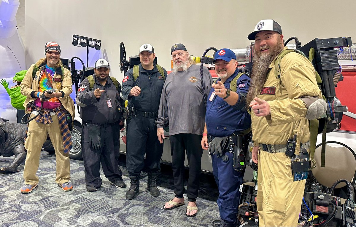 GhostbustersDT's tweet photo. Bluewater International Comic-Con with Donald Gibb. https://t.co/pm6lR3NGbp
