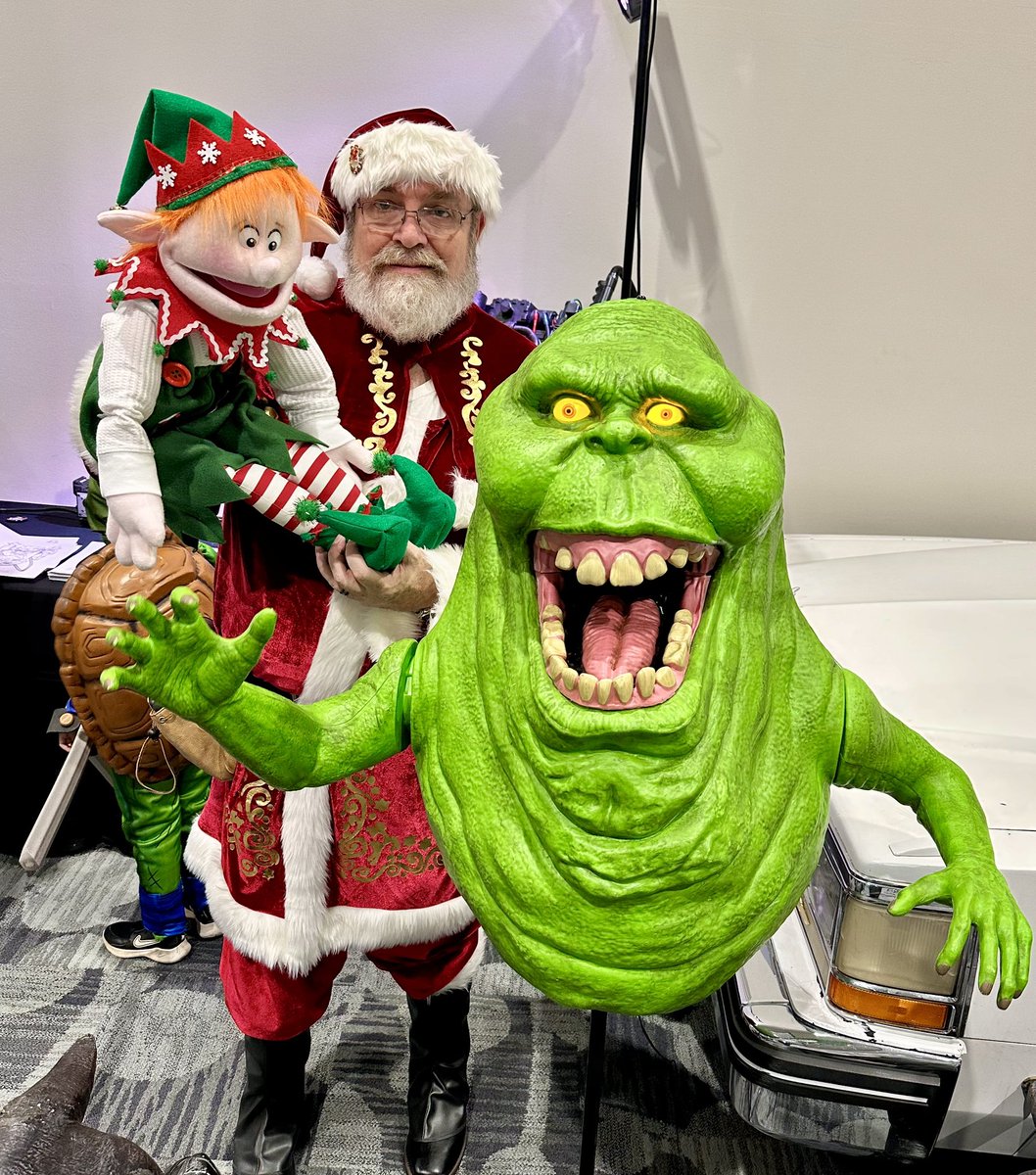 GhostbustersDT's tweet photo. Bluewater International Comic-Con with Donald Gibb. https://t.co/pm6lR3NGbp