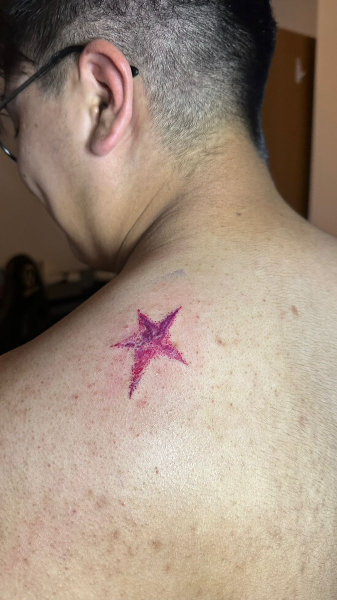 orjizzle's tweet photo. @GamerSupps @itsmisasoup @DoKomi Recent tattoo I just got! https://t.co/48V4BzwYHH