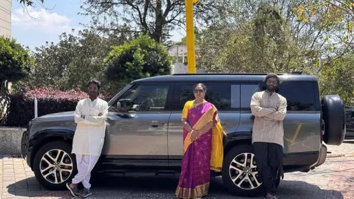 sindhu_515's tweet photo. குதிரை பேரம்?? @PremallathaDmdk https://t.co/2dR3A1otjR