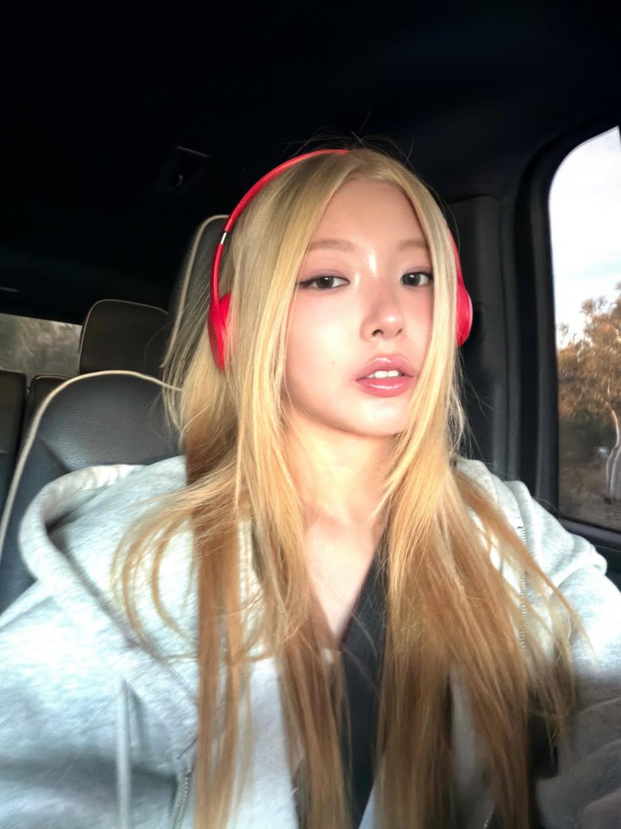 yoonchae pics tweet media