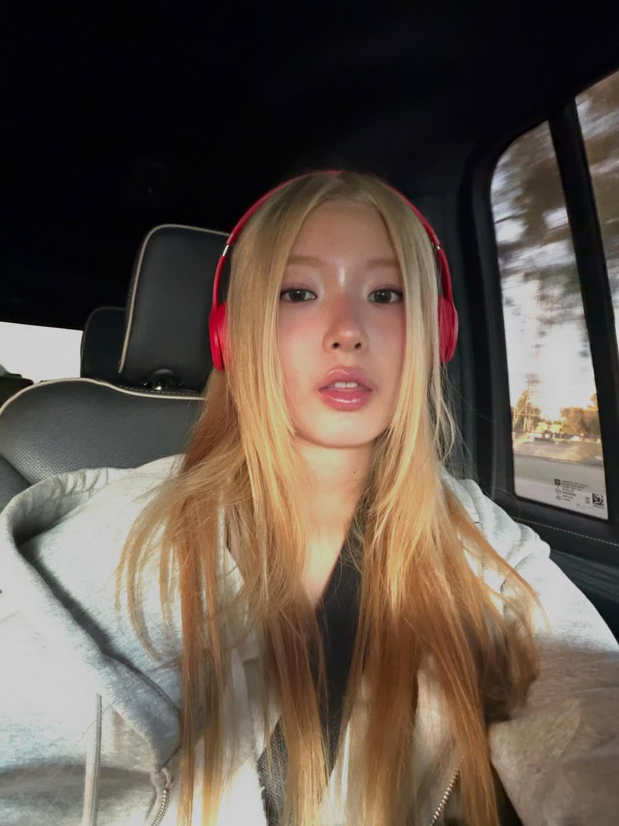 yoonchae pics tweet media